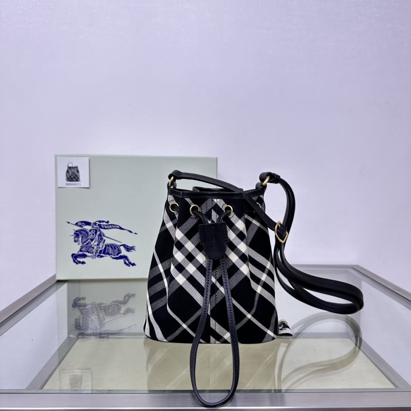 B**rry bucket bags